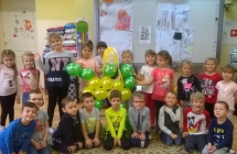 baloniwy ludek antynikotynowy i plakaty z dymami