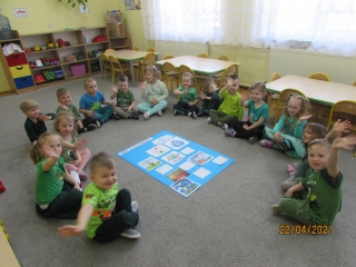 dzieci z gr. I zrobily eko - kalendarz