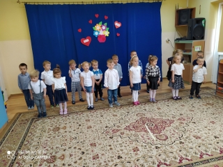 gr. I dzieci recytuja Wierszyk dla Mamy