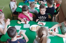 Poczestunek kielbaska