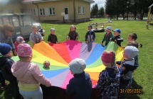 gr. I Dzien Dziecka zabawy chusta animacyjna