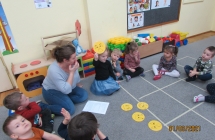 gr. I dzieci rozpoznaja, nazywaja i pokazuja wybrane emosje