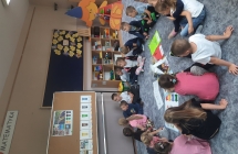 Dzieci w trakcie zajec o tematyce ekologicznej