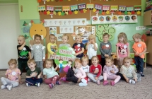 Dzieci z transparentem