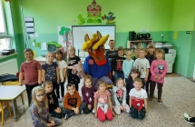 usmiechniete dzieci z Losiem Czystosiem