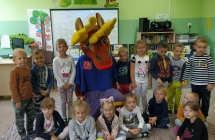 usmiechniete dzieci z Losiem Czystosiem (1)