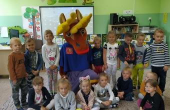 usmiechniete dzieci z Losiem Czystosiem (1)