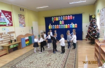 gr. III Pasowanie na przedszkolaka - taniec Nie chce Cie znac