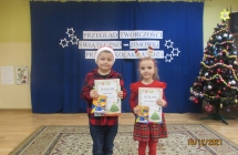 Marcel i Amelka z gr. VII na Przegladzie Tworczosci Swiateczno - Zimowej Przedszkolakow 2021