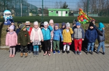 Grupa IV z marzanna i gaikiem.