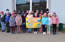 Grupa VIII z transparentem