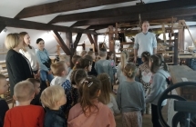 Przedszkolaki w muzeum - wystawa etnograficzna