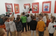 Przedszkolaki w muzeum - wystawa lalek2