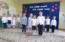 gr. III Dzien Dziecka - inscenizacja Zyczenia dla Mamy i Taty