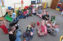 gr. III Dzien Dziecka - nasze ulubione zabawki z domu