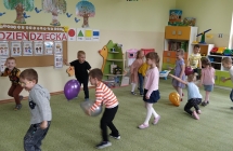 zabawy z balonami