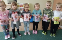 Dzieci z dyplomami (1)