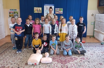 Dzieci z gr. VII i p. strazak