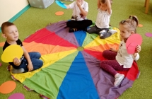 Zabaw yz chusta - grupa IX