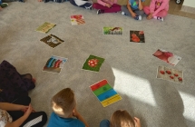 gr V Dzien Kropki - skladamy obrazki z czesci w calosc z kropkami