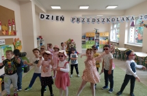 dzieci tancza