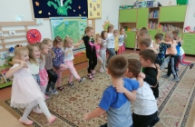 Bitwa na tance - dziewczynki ontra chlopcy