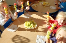 gr V Szaszlyki owocowe - przygotowane przez nas slodkie przekaski