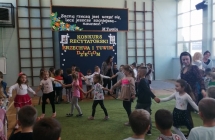 Taniec dzieci w kole2