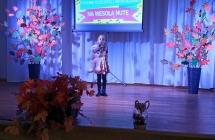 Nadia z gr. VII podczas przegladu muzycznego