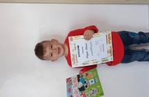 Chlopiec z gr. II z dyplomem