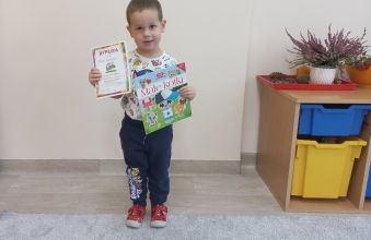 Filipek z gr. I z dyplomem i nagroda za udzial w konkursie.