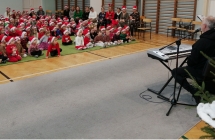 DZIECI SPIEWAJA PASTORALKE