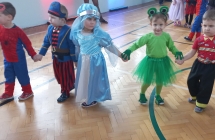 Podczas tanca w kole