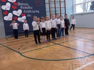 gr. V Dzien Babci i Dziadka - zyczenia