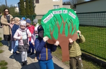 Grupa VI podczas pochodu.