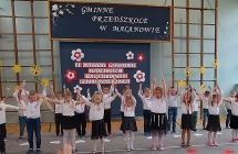 Dzieci z grupy V podczas tanca