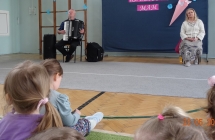 Muzycy podczas audycji.