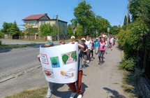 Przedszkolaki podczas marszu antynikotynowego