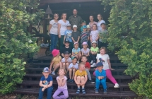 Dzieci z gr. VII w Nadesnictwie Grodziec