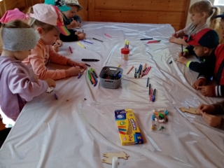 Zajecia plastyczne - gr IX