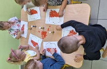 17 Papierowe wydzieranki