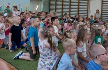 Rozbawiona publicznosc (1)