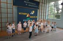 Dzieci z grupy VI podczas tanca