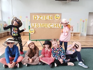 Dzieci  przebraniach