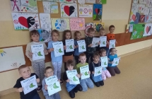 uczestnicy konkursu plastycznego z gr. VIII