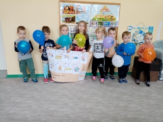 Miedzynarodowy Dzien Praw dziecka- grupa IX