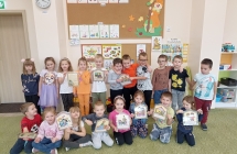 Przedszkolaki z grupy 6 podczas zajec Prawa dziecka