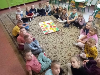 dzieci wykonaly plakat nasze prawa i obowiazki