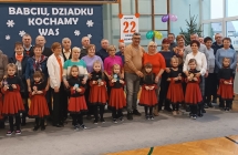 babcie z wnuczkami