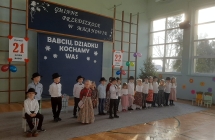 Dzien babci i dziadka gr. IV wystepy artystczne dzieci  (5)